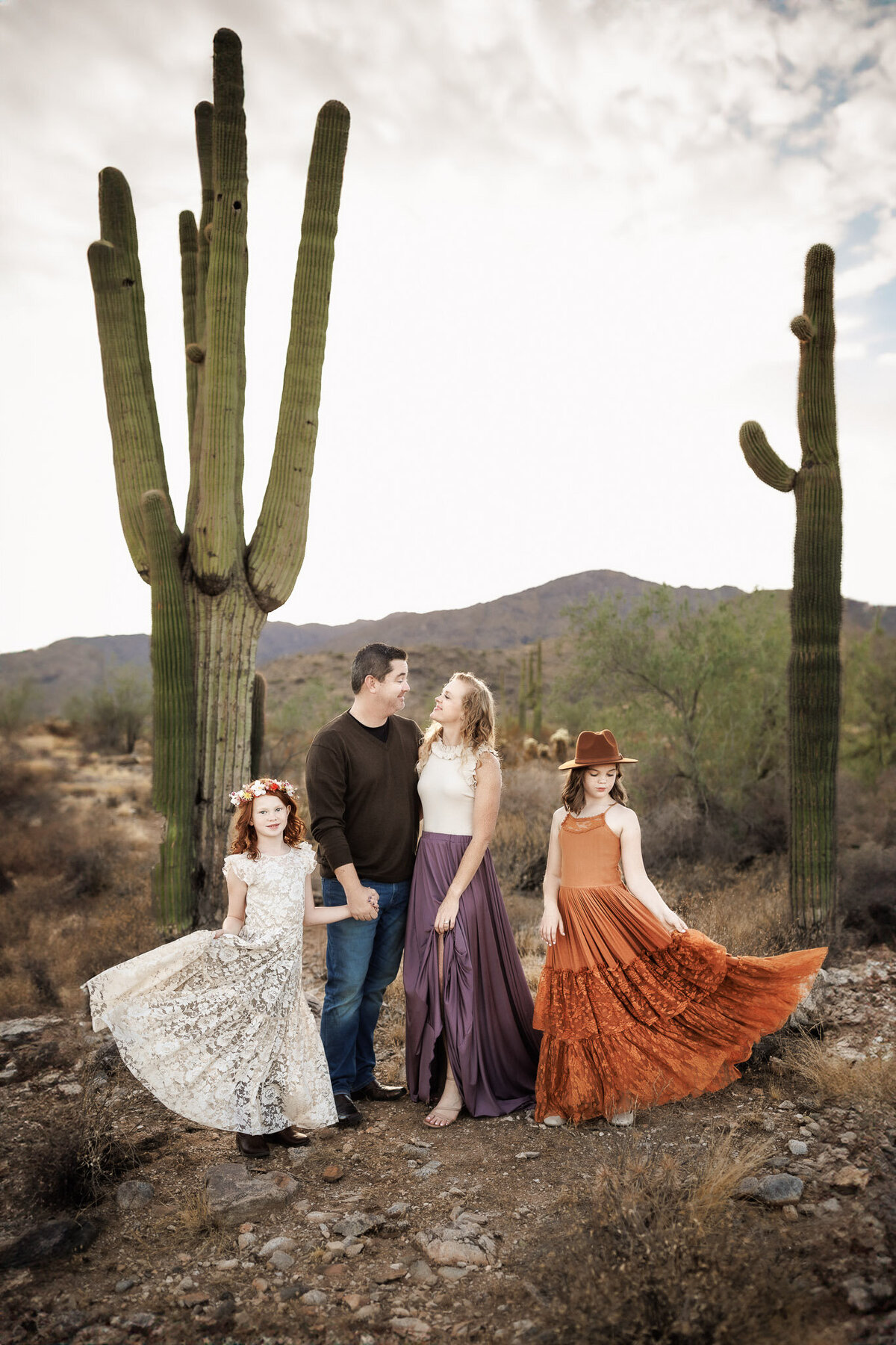 arizona family photos with cactus