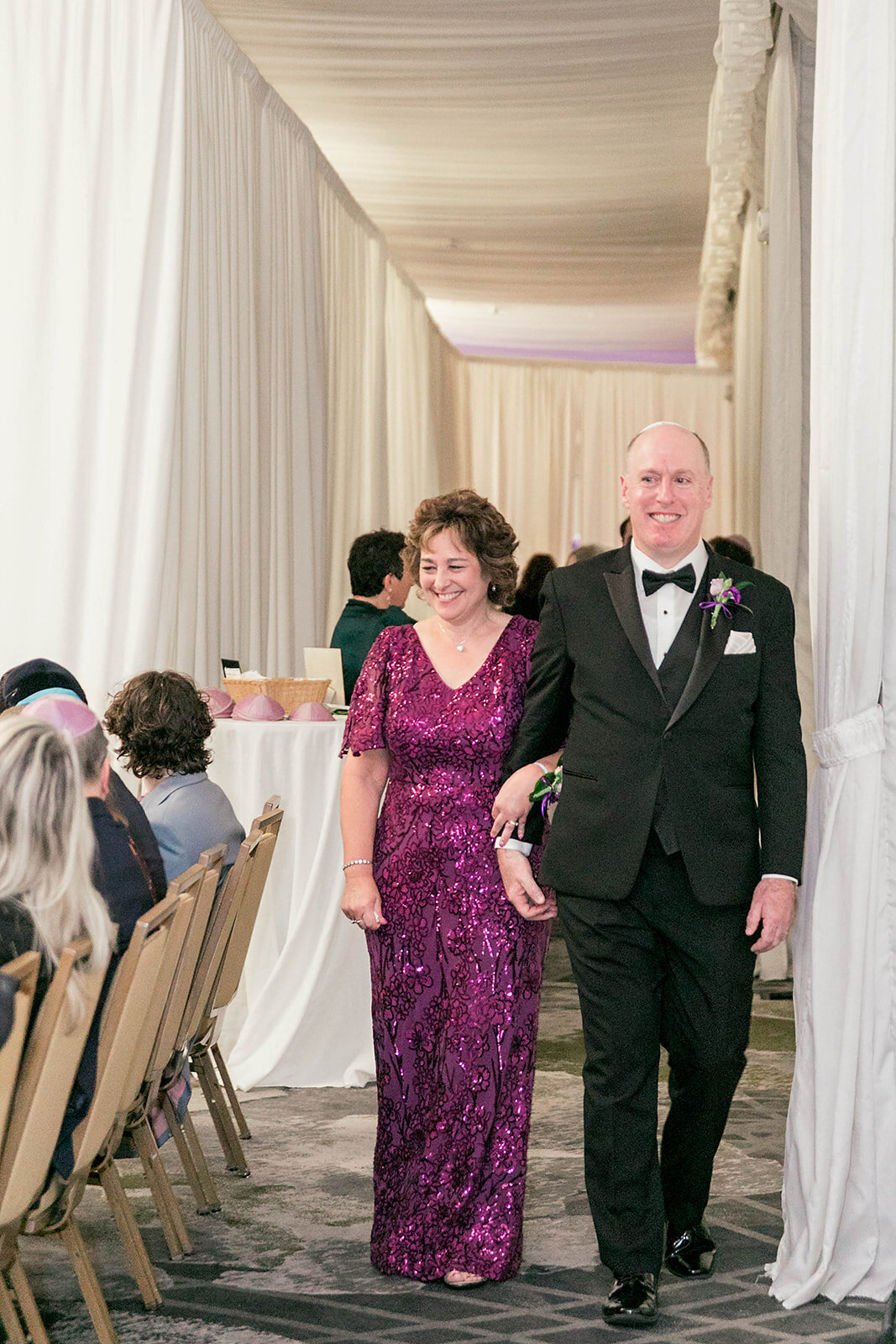 Eliana-Melmed-Photography-Chicago-LosAngeles-Jewish-WeddingPhotography-Chuppah-00053