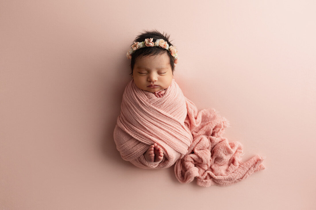 Michigan-Newborn-Photographer-Taylor-085
