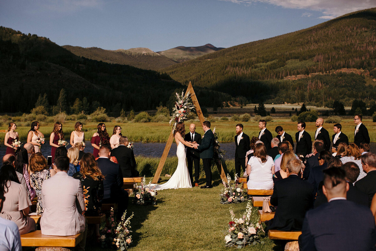 Vail+Colorado+Co+Denver+Rocky+Mountain+National+Park+Camp+Hale+Wyoming+Wedding+Venue+Photographer+Photography+Mountains+Bello+and+Blue+Events+14