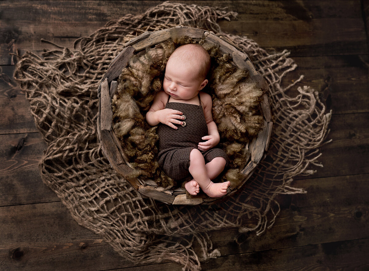 Newborn in a Bucket brown themed photo Session