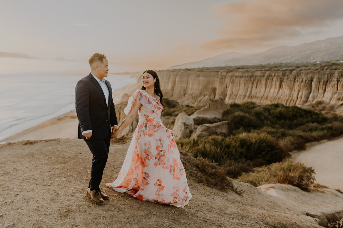 Temecula, California Wedding photographer Yescphotography Engagement session by the coast