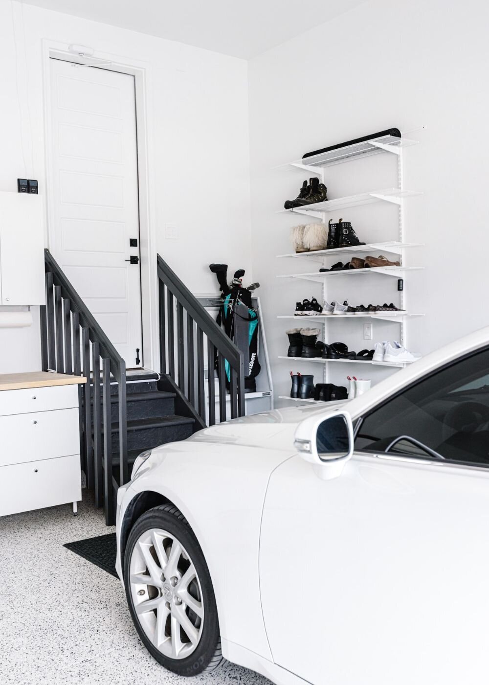 organized-garage-cabinets-brilliantista
