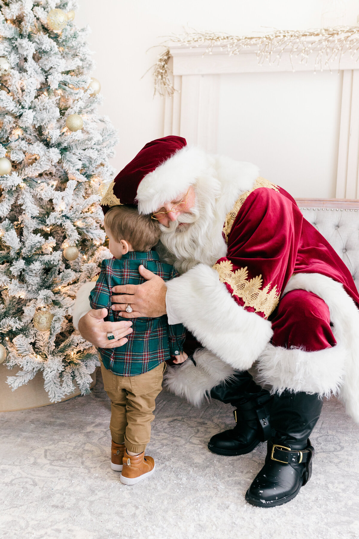 AllieBlaylockPhotographySanta13resized