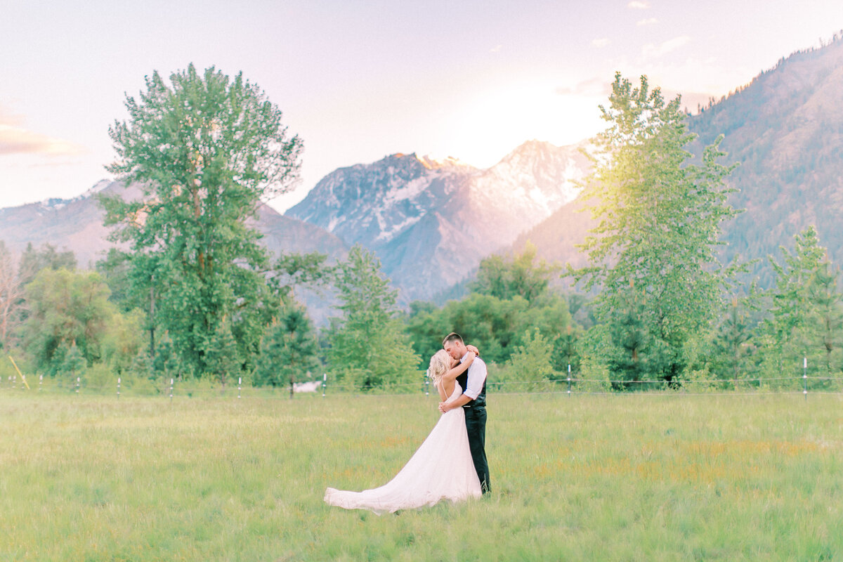 Leavenworth Mountain Wedding, Seattle Wedding Photographer (62)