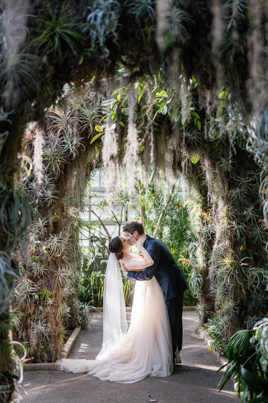 Botanical Gardens Elopement Wedding | Kelsie Elizabeth Photography 032