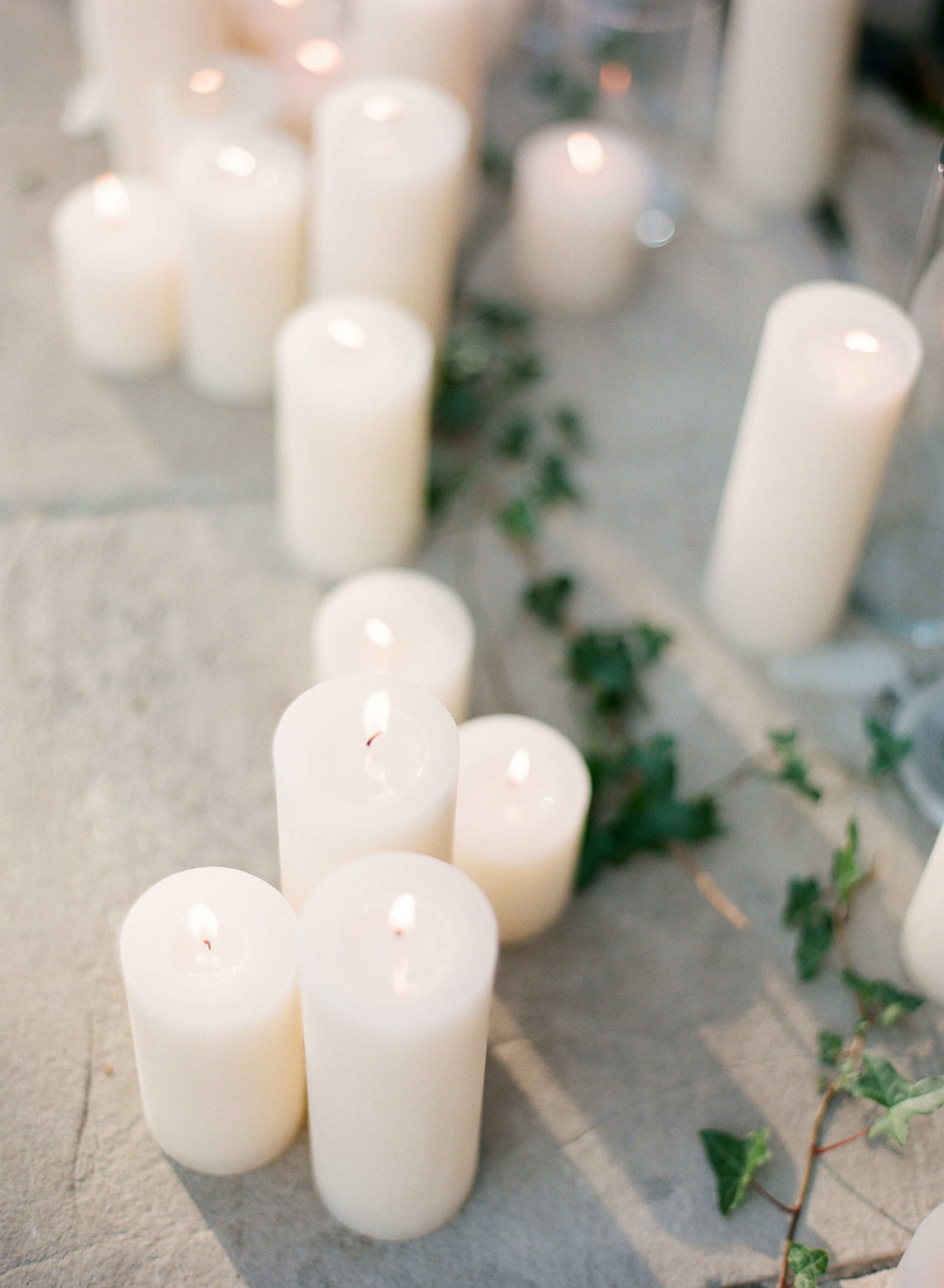 50-KTMerry-wedding-photography-ceremony-candles