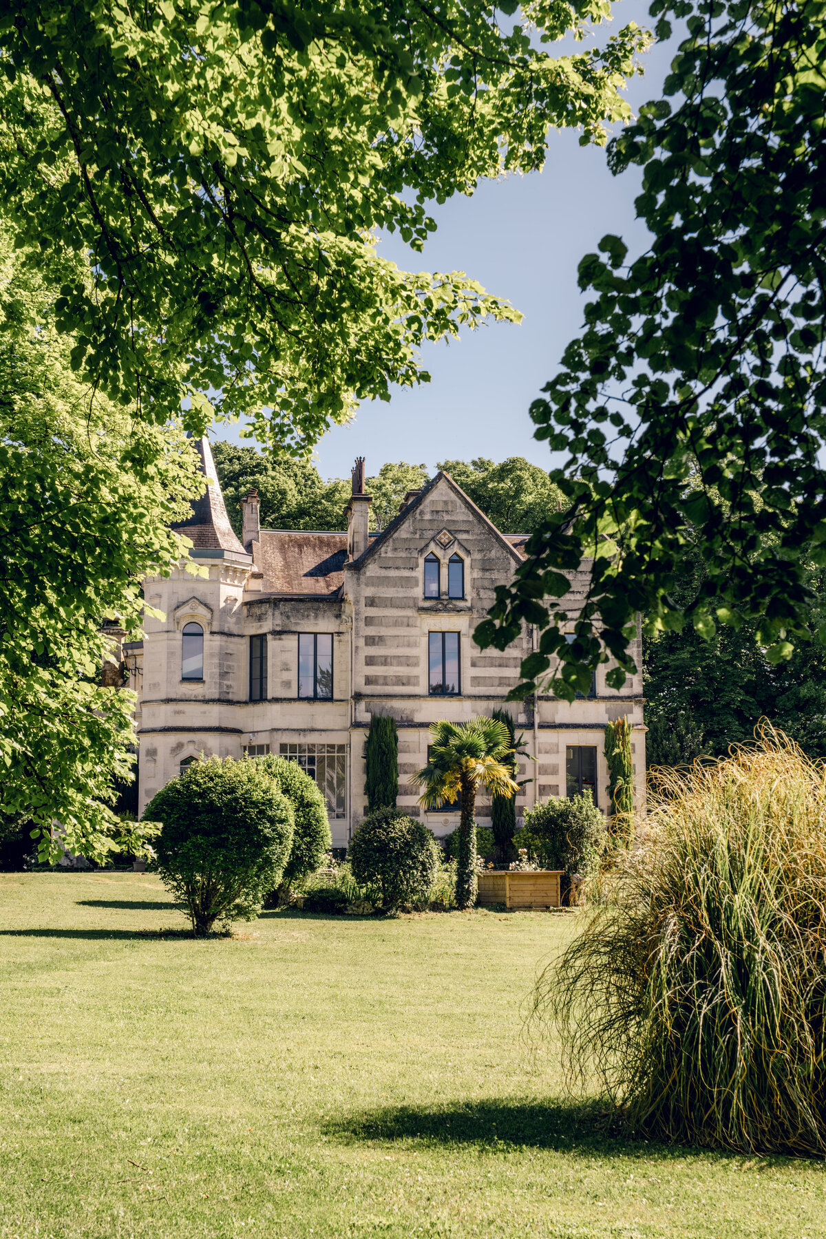 Chateau Charante Sneak Peek_01