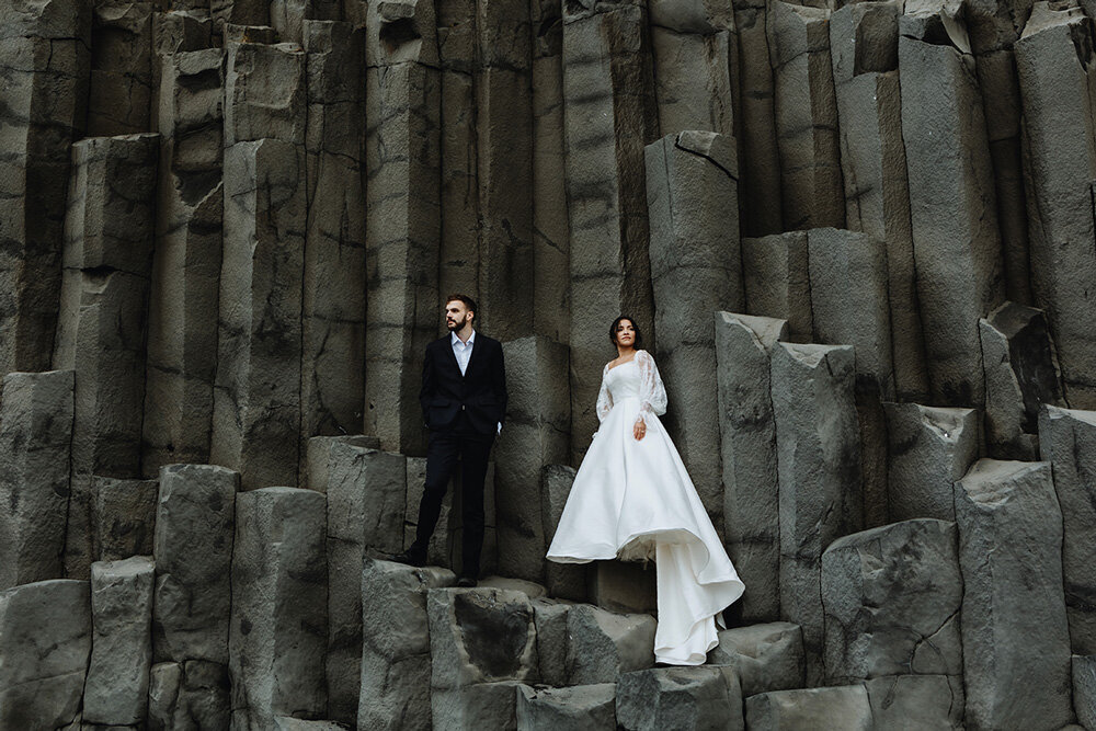 Stunning-Icelandic-Landscape-Wedding-Photo-48