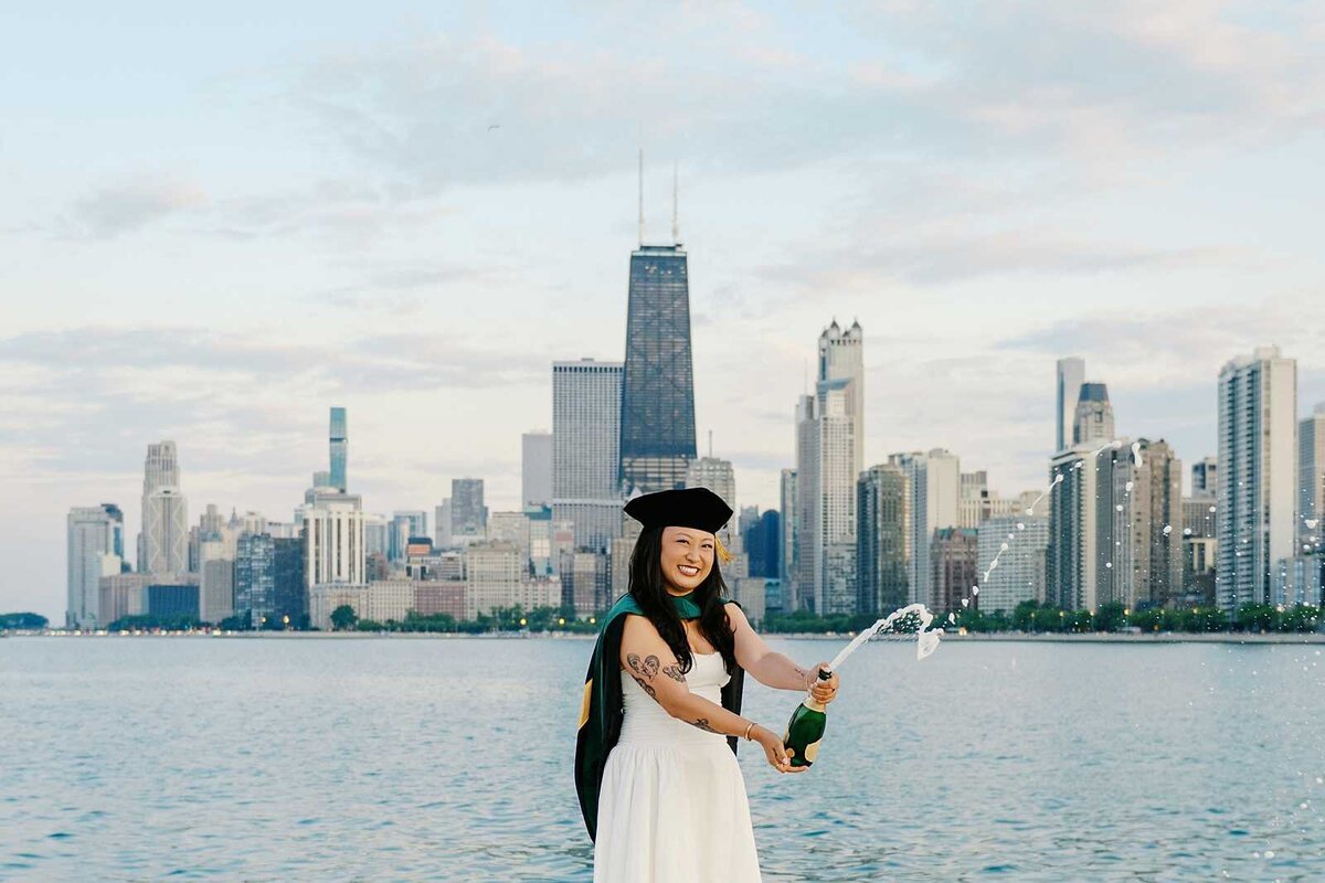 ms-midwestern-school-of-medicine-graduation-photos_0015