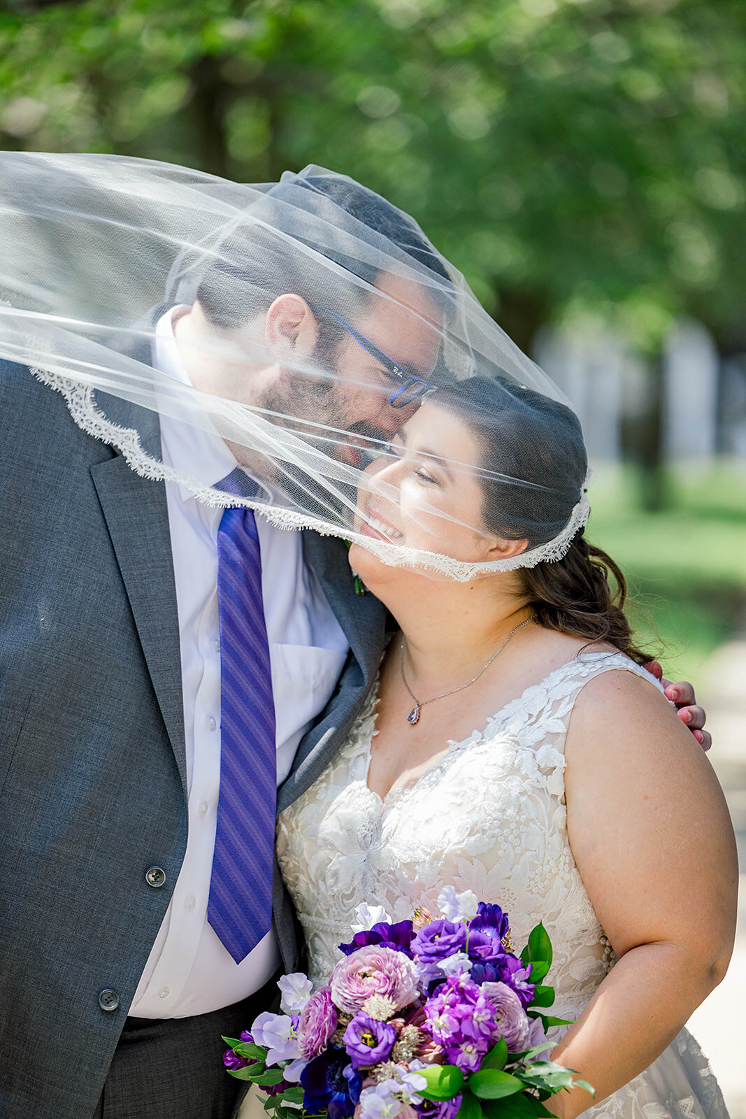 Eliana-Melmed-Photography-Chicago-LosAngeles-Jewish-WeddingPhotography-ElianaSklar-FirstLook-00146