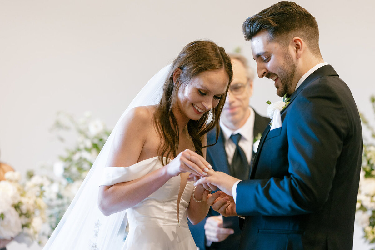 ring-exchange-at-wedding