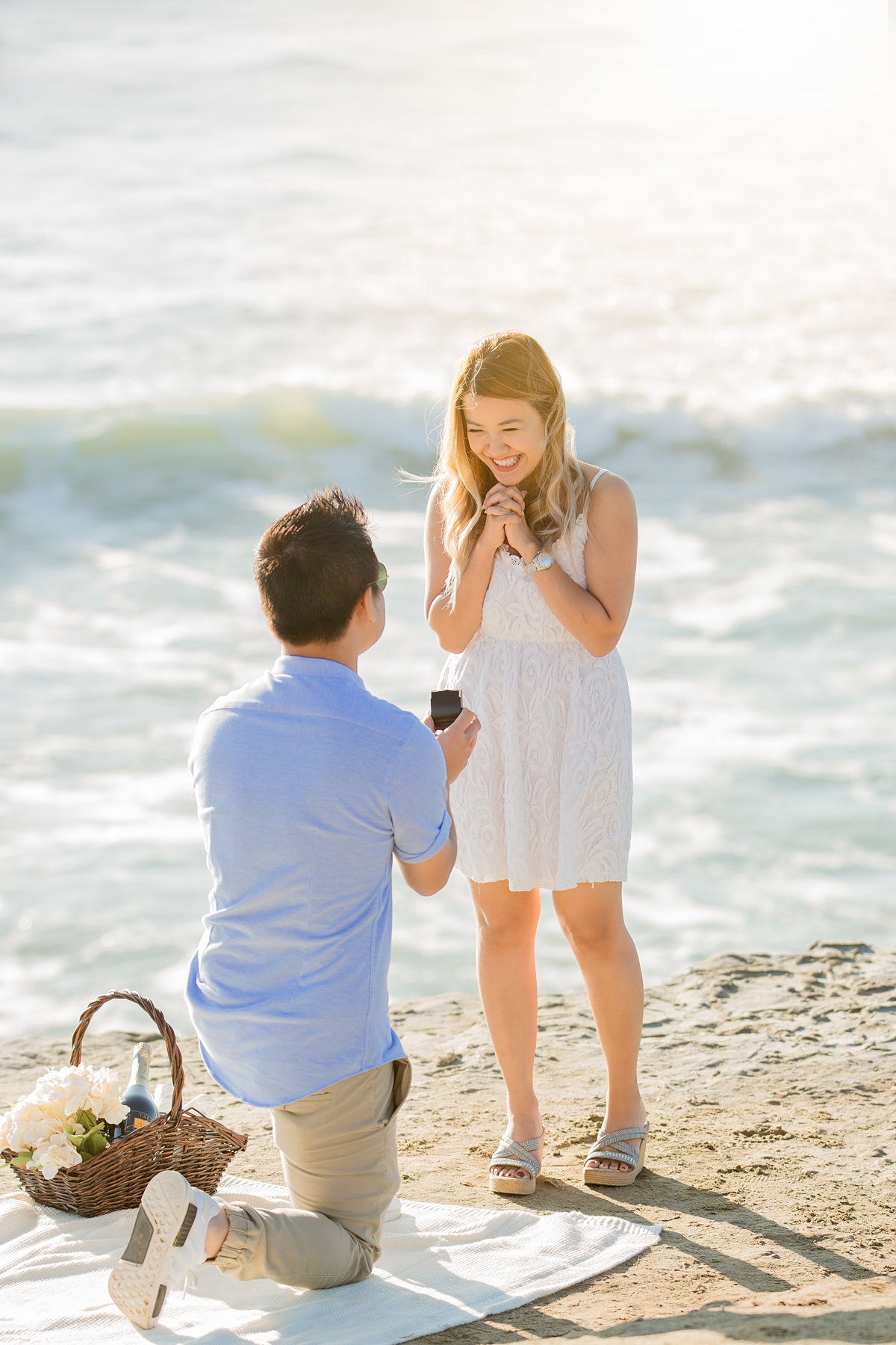 babsie-ly-photography-surprise-proposal-photographer-san-diego-california-sunset-cliffs-epic-scenery-015