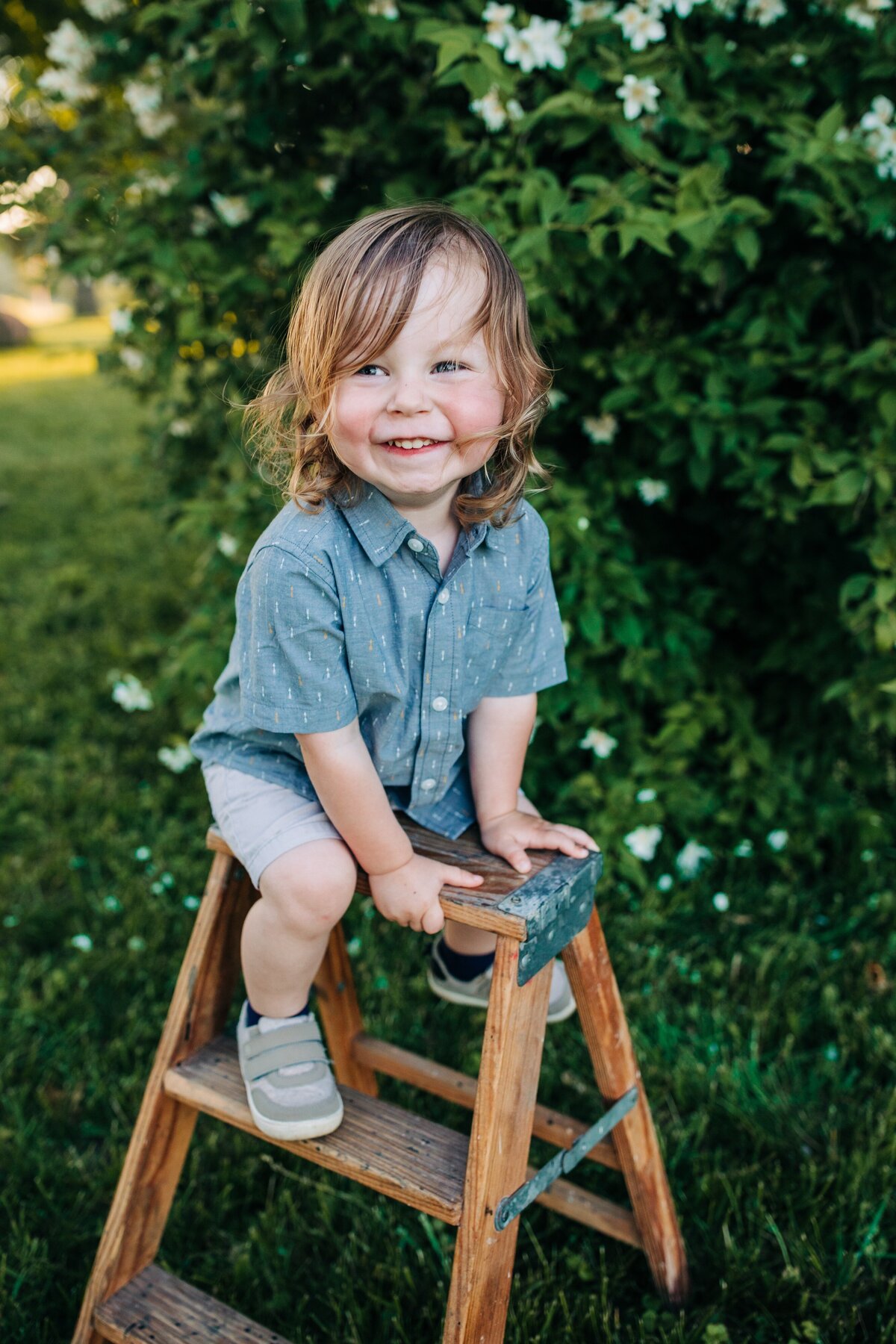 Outdoor-Family-Portraits-in-Hartford3