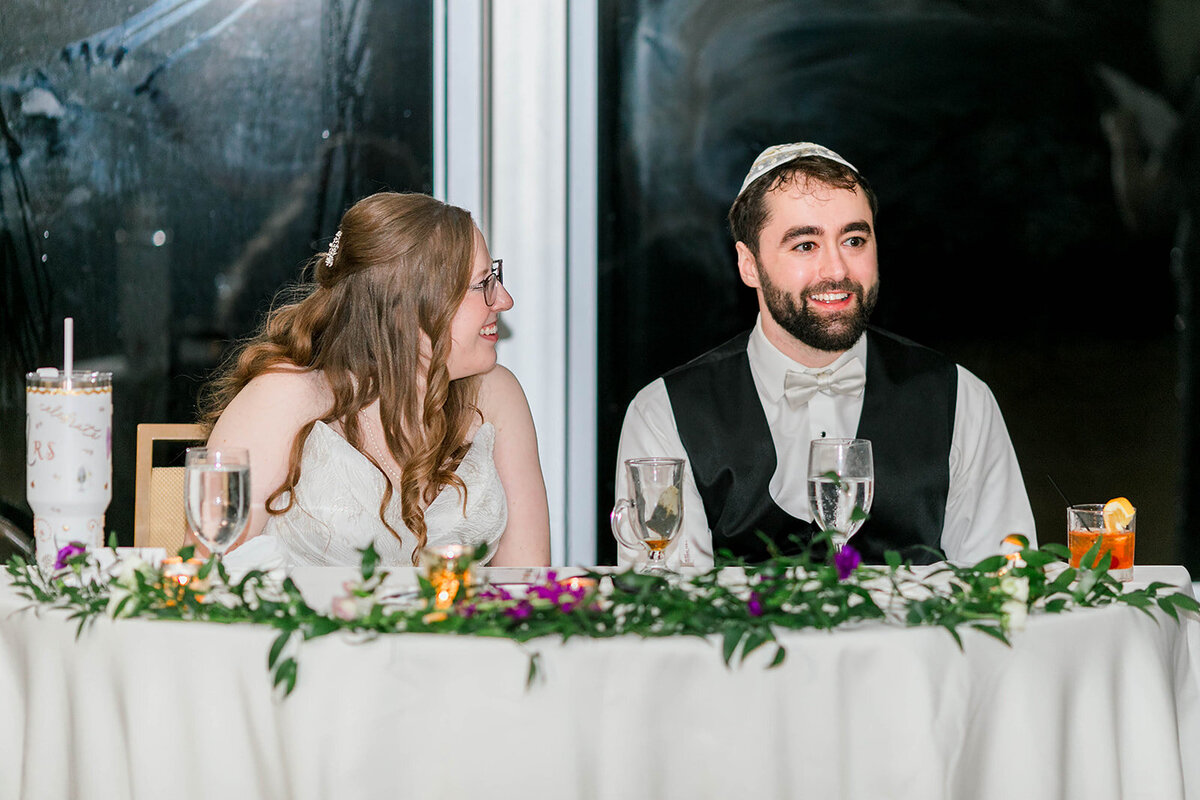 Eliana-Melmed-Photography-Chicago-LosAngeles-Jewish-WeddingPhotography-DInnerSpeeches-00087