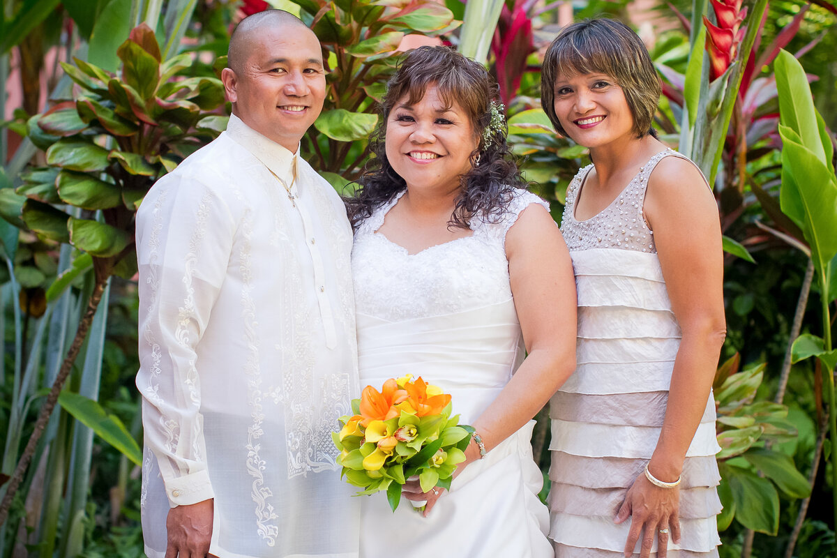 Bride with Relatives, Royal Hawaiian Hotel