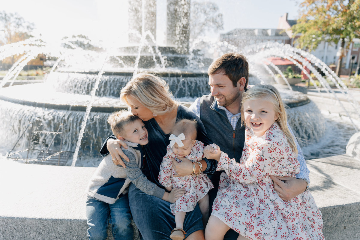 family-photos-in-downtown-cary-NC-4515