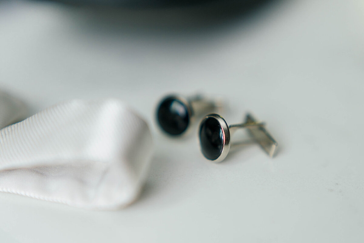 Eliana-Melmed-Photography-Chicago-LosAngeles-Jewish-WeddingPhotography-Details-00052