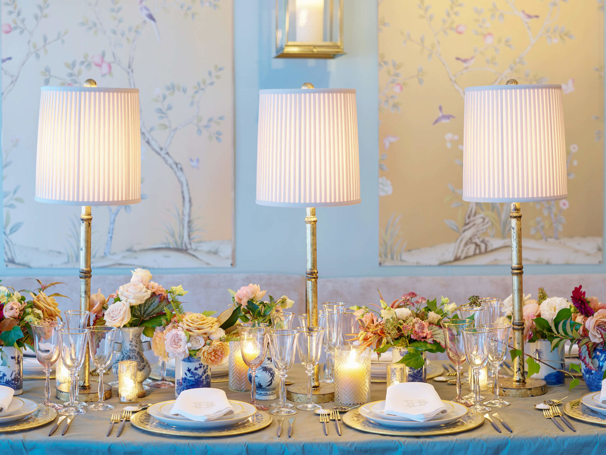 36-KTMerry-weddings-blue-tablescape