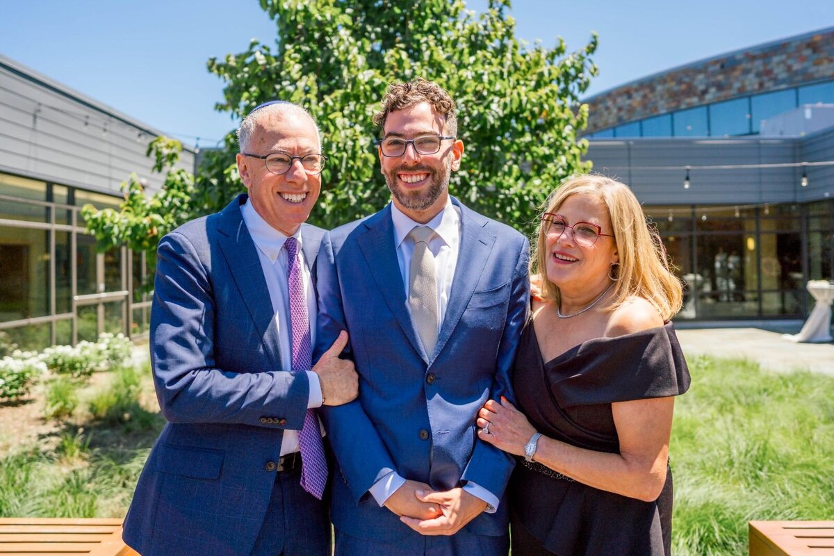 Eliana-Melmed-Photography-Chicago-LosAngeles-Jewish-WeddingPhotography-ShulaNoah-FamilyFormals-00079