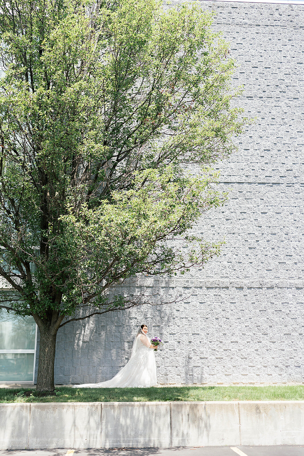 Eliana-Melmed-Photography-Chicago-LosAngeles-Jewish-WeddingPhotography-ElianaSklar-FirstLook-00031