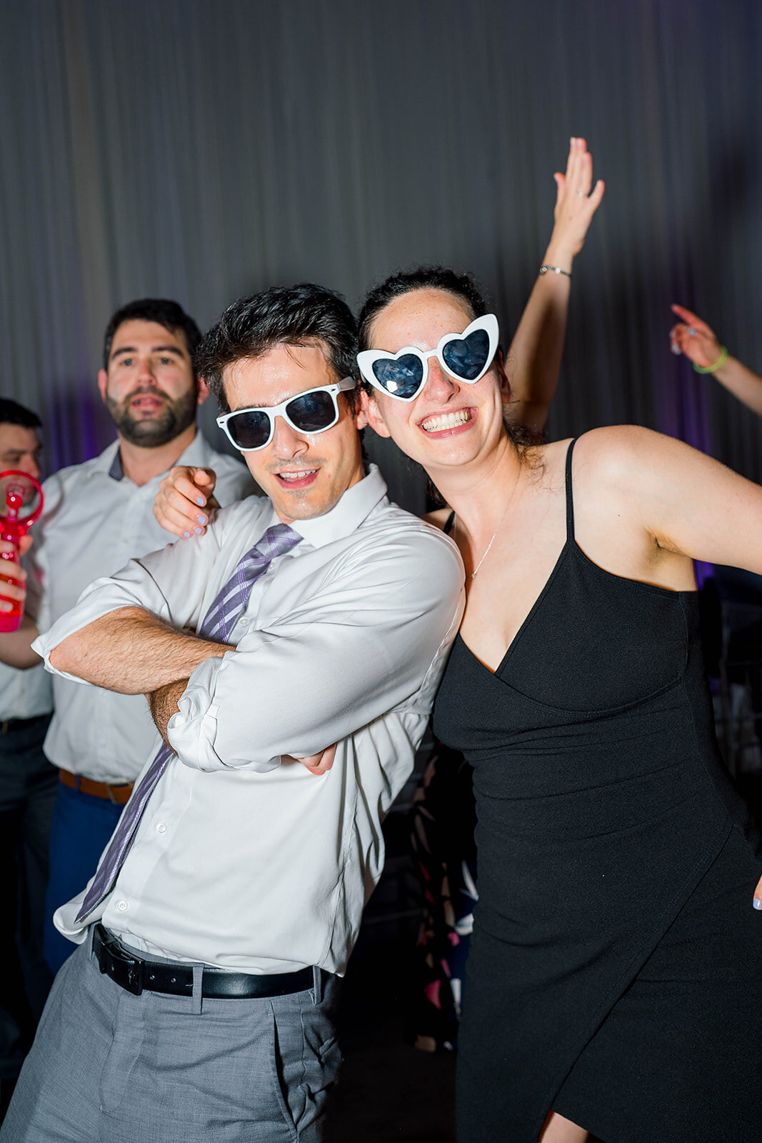 Eliana-Melmed-Photography-Chicago-LosAngeles-Jewish-WeddingPhotography-ElianaSklar-Sunglasses-00012