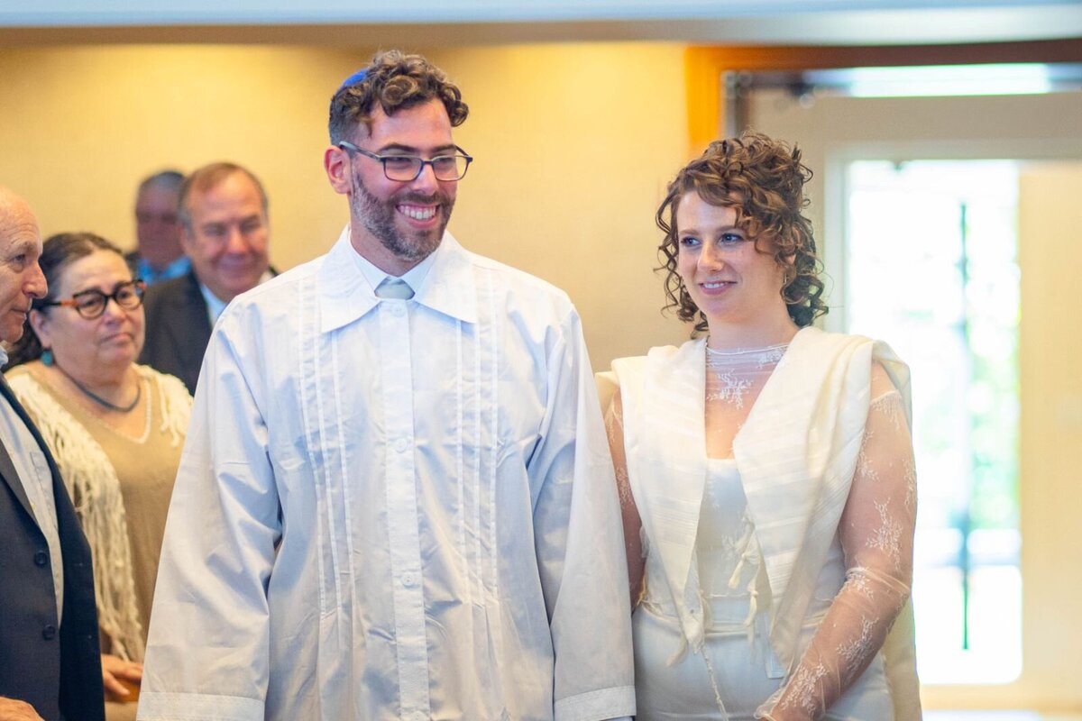 Eliana-Melmed-Photography-Chicago-LosAngeles-Jewish-WeddingPhotography-ShulaNoah-Chuppah-00131