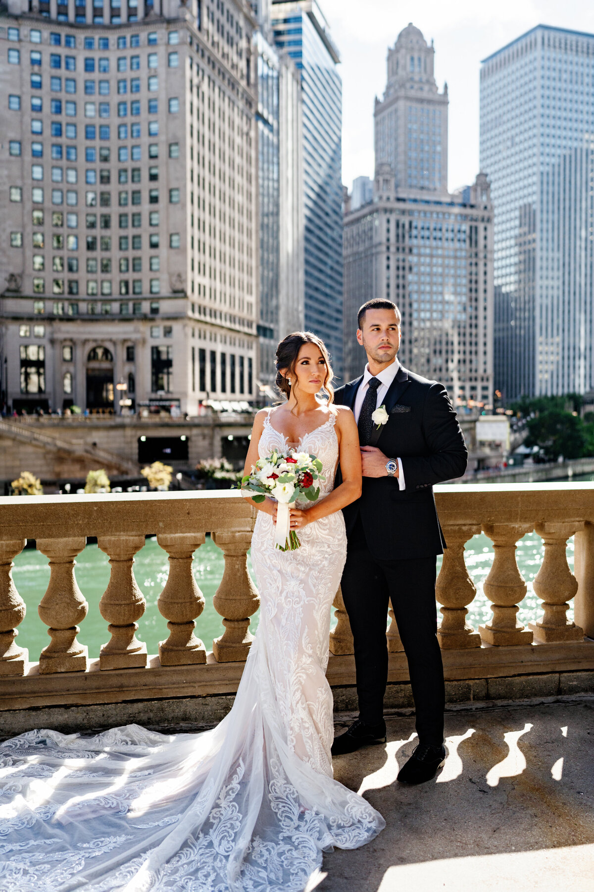 Aspen-Avenue-Chicago-Wedding-Photographer-Fairlie-simply-elegant-xo-anna-held-floral-studio-tamara-makeup-rustic-modern-hocky-fun-hype-elegant-Chicago-Loft-industrial-Romantic-XO-Art-And-Design-FAV-75