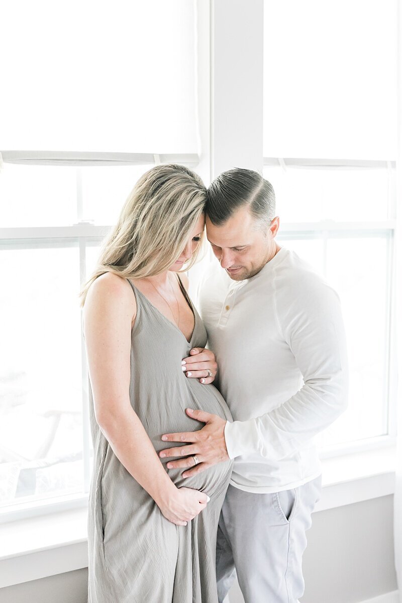 Mount-Pleasant-Maternity-Session-In-Home-Lifestyle_0038