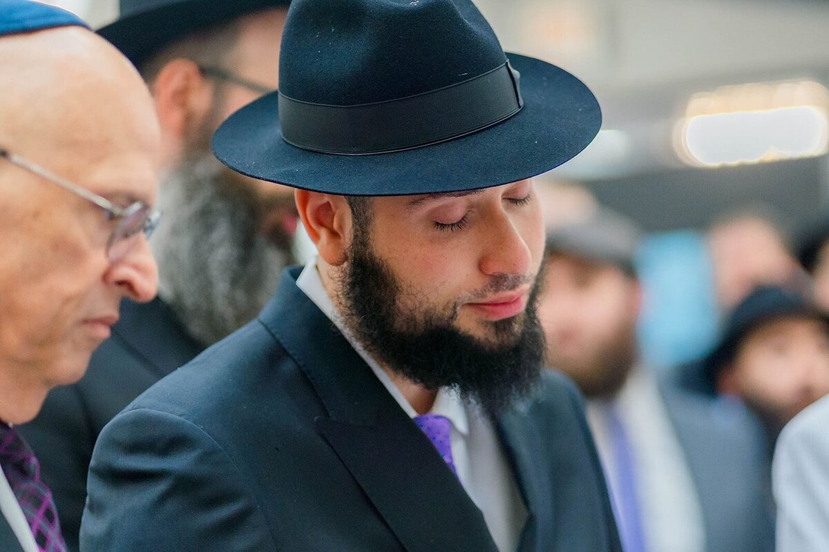 Eliana-Melmed-Photography-Chicago-LosAngeles-Jewish-WeddingPhotographer-CarmiKalman-Bedeken-00056