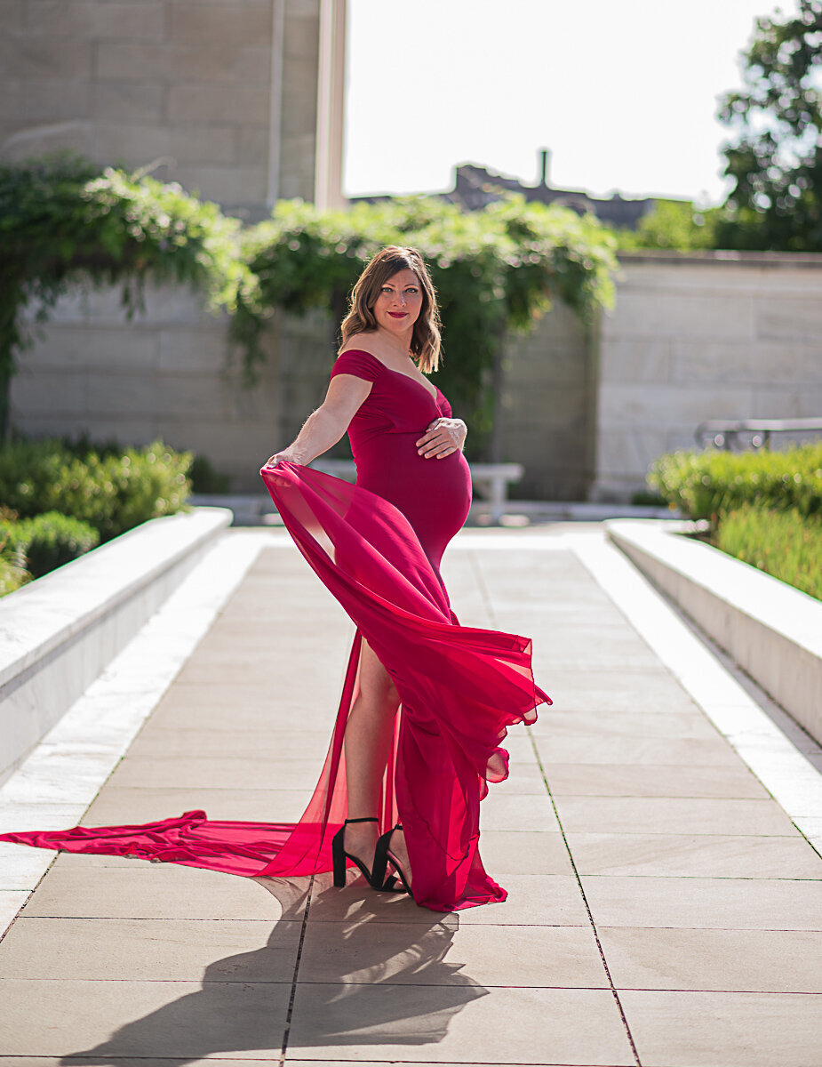 Kelly Maternity Session Art Museum_20220710_179-Edit