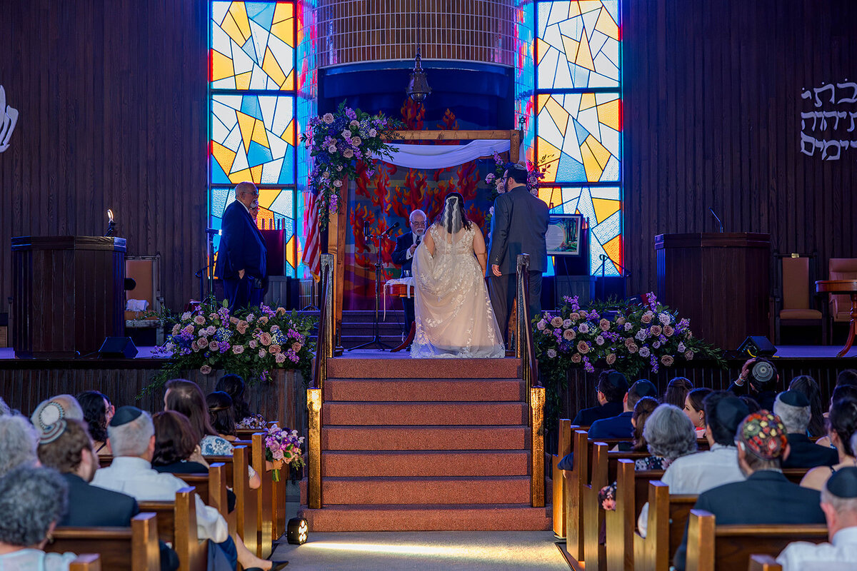 Eliana-Melmed-Photography-Chicago-LosAngeles-Jewish-WeddingPhotography-ElianaSklar-Chuppah-00100