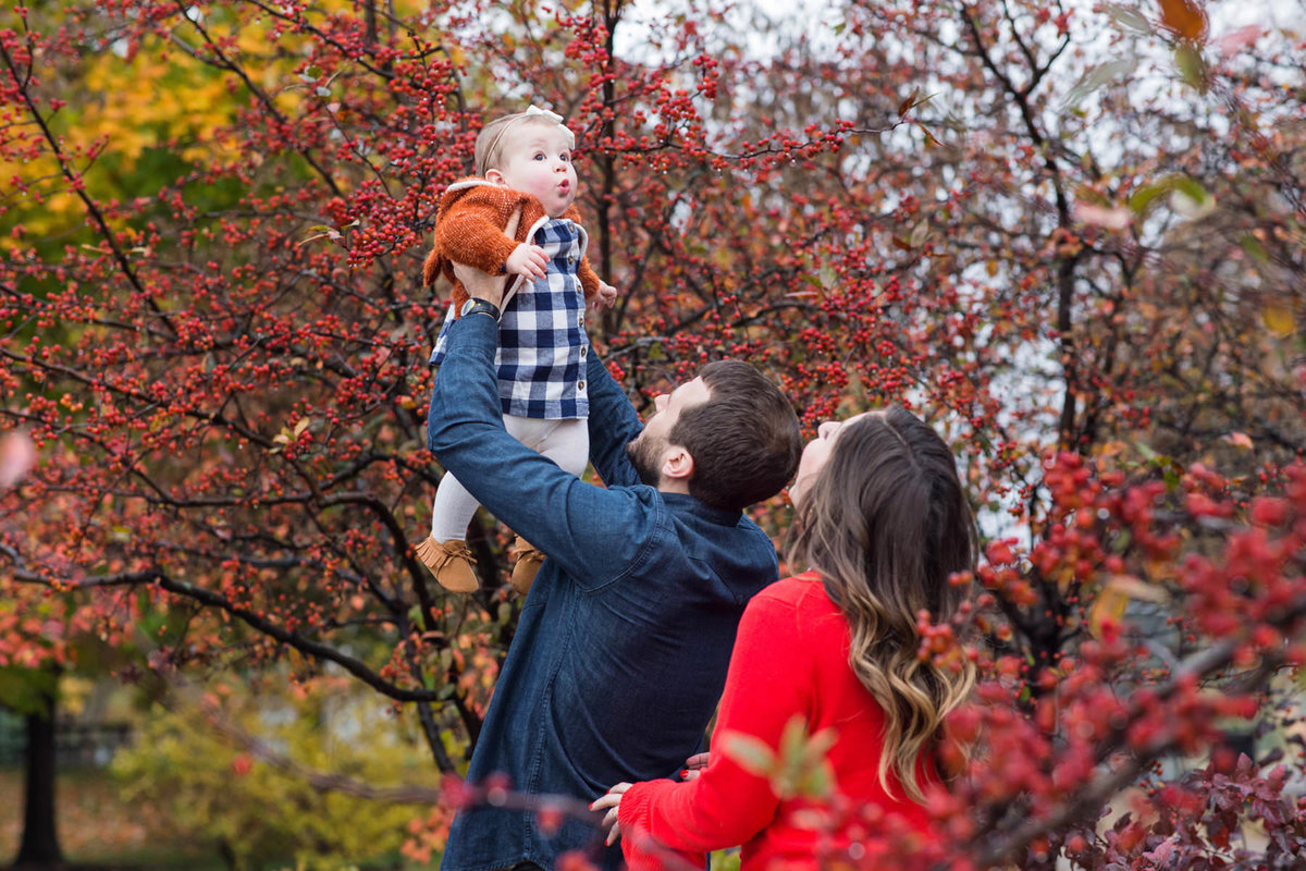 Family-Outdoor-Photographer-Fall-St-Louis-Forest-Park-Wittrock88