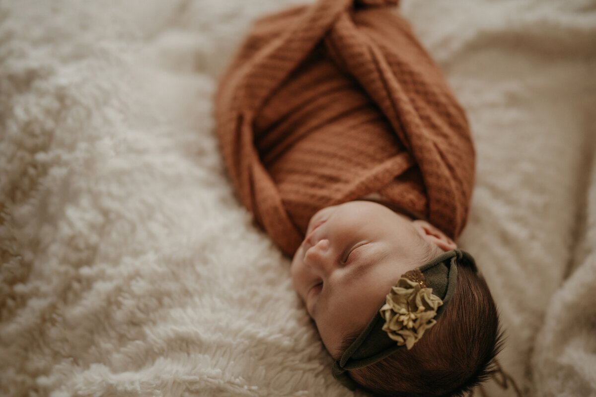 Beyond the Pines Photography Midwest Newborn Photographer - Oakley4545