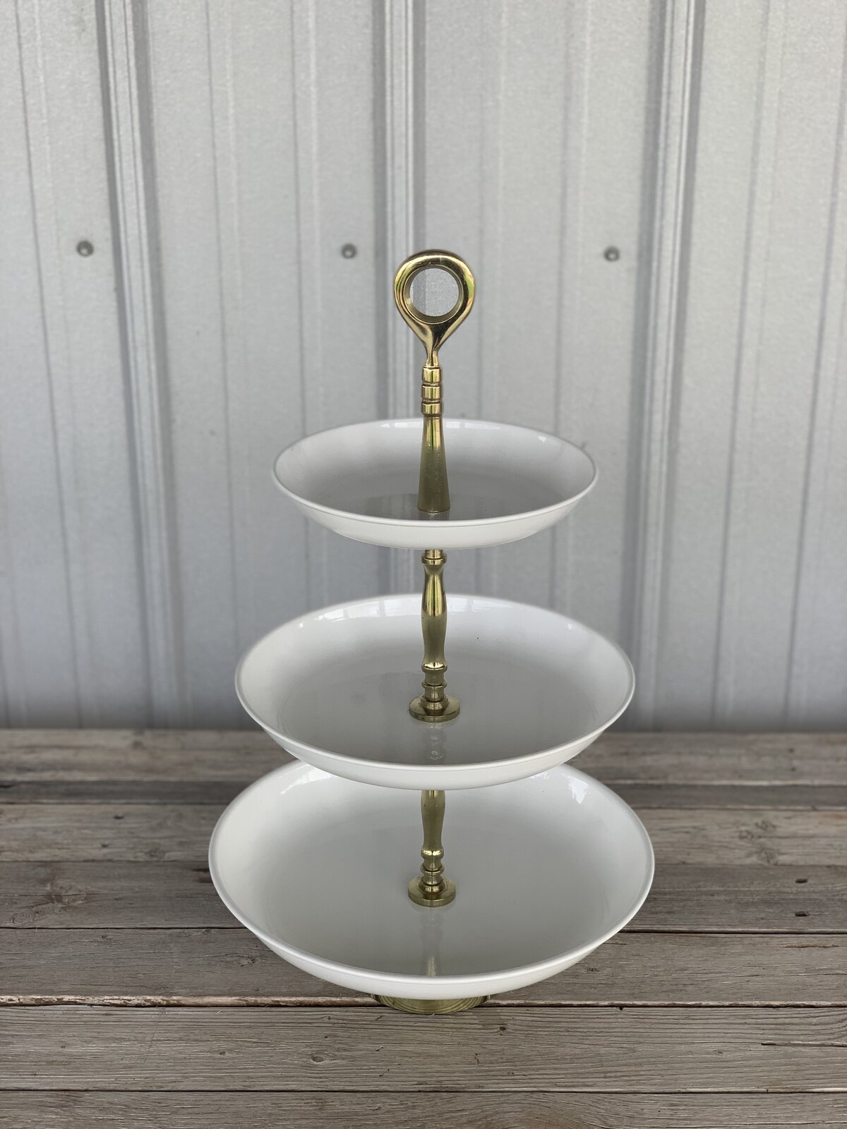 Dessert Stand (White and Gold)