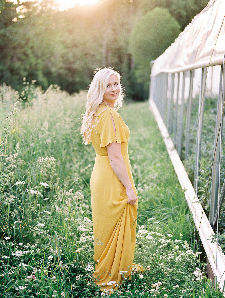 Samantha_Billy_Butterbee_Farm_Engagement_Session_Megan_Harris_Photography-2