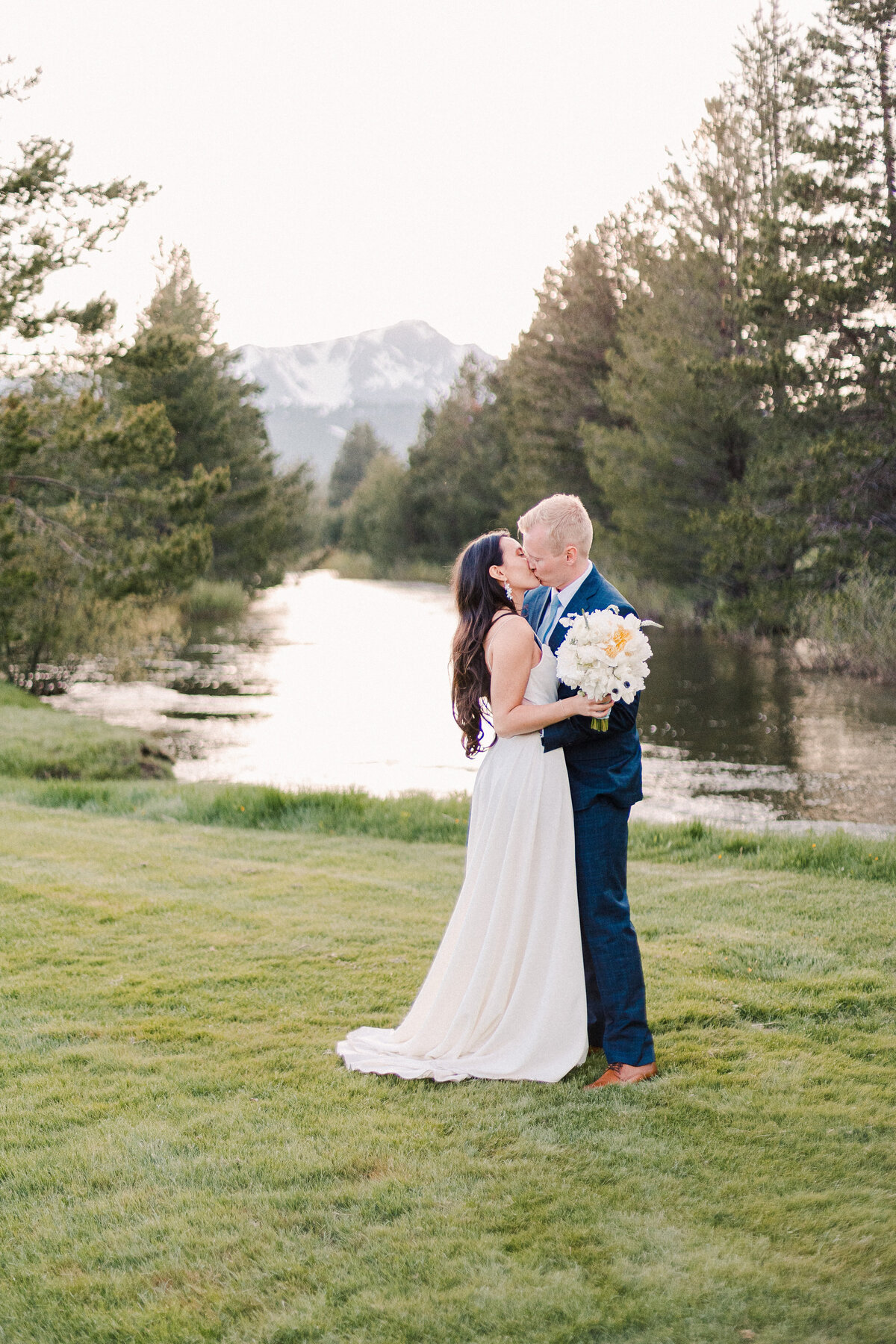 Lake-Tahoe-Wedding-Photographer-1015