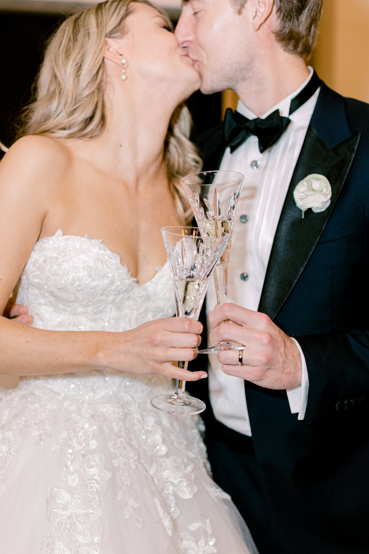 Shelby & Thomas's Wedding at HPUMC The Room on Main | Dallas Wedding Photographer | Sami Kathryn Photography-208
