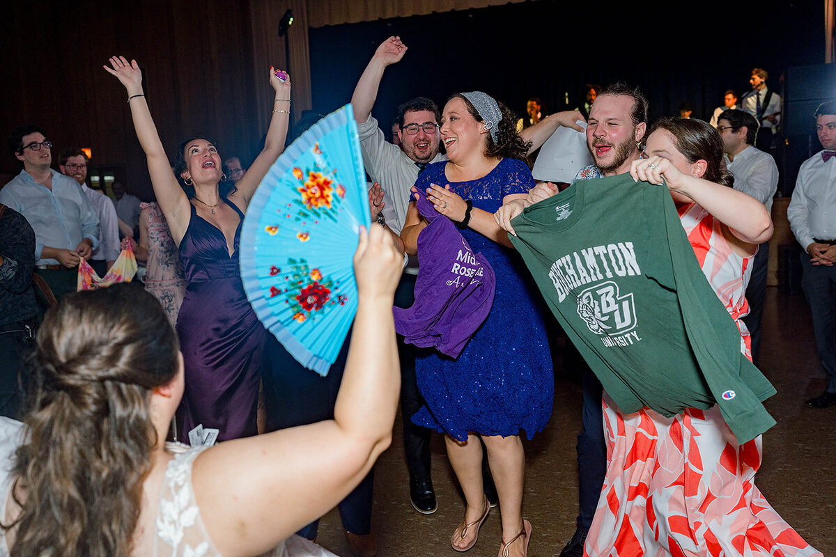 Eliana-Melmed-Photography-Chicago-LosAngeles-Jewish-WeddingPhotography-ElianaSklar-Shtick-00038