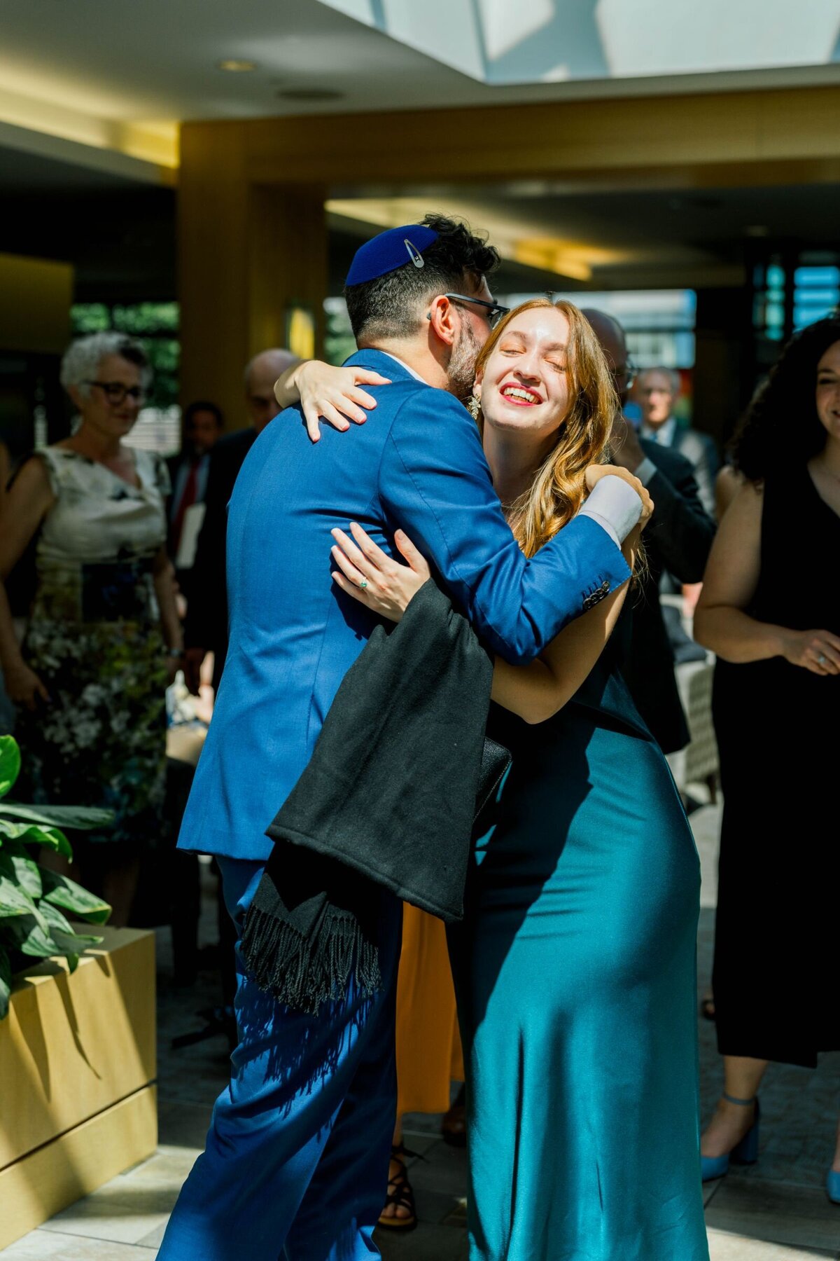Eliana-Melmed-Photography-Chicago-LosAngeles-Jewish-WeddingPhotography-ShulaNoah-Tisch-00171