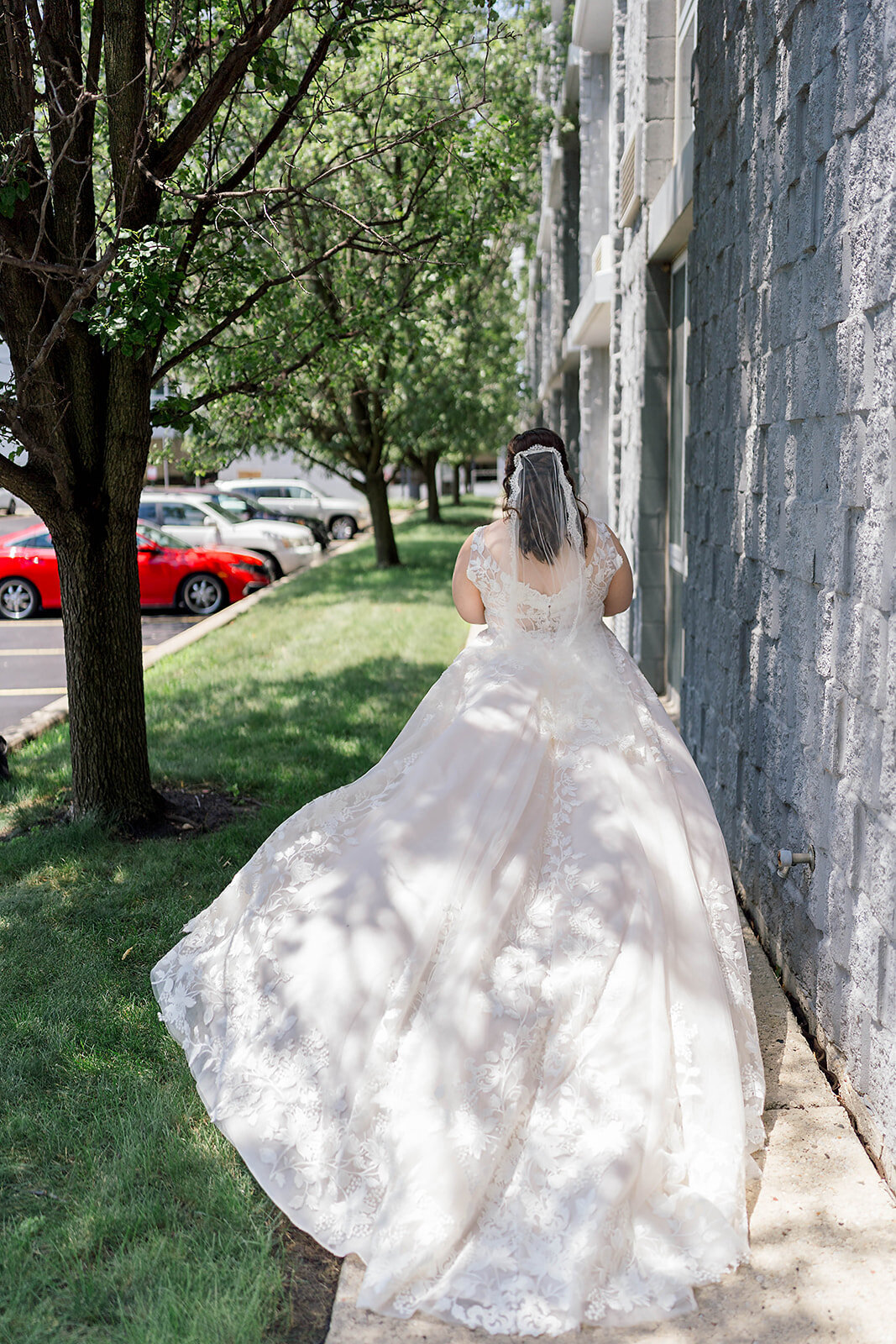 Eliana-Melmed-Photography-Chicago-LosAngeles-Jewish-WeddingPhotography-ElianaSklar-FirstLook-00036