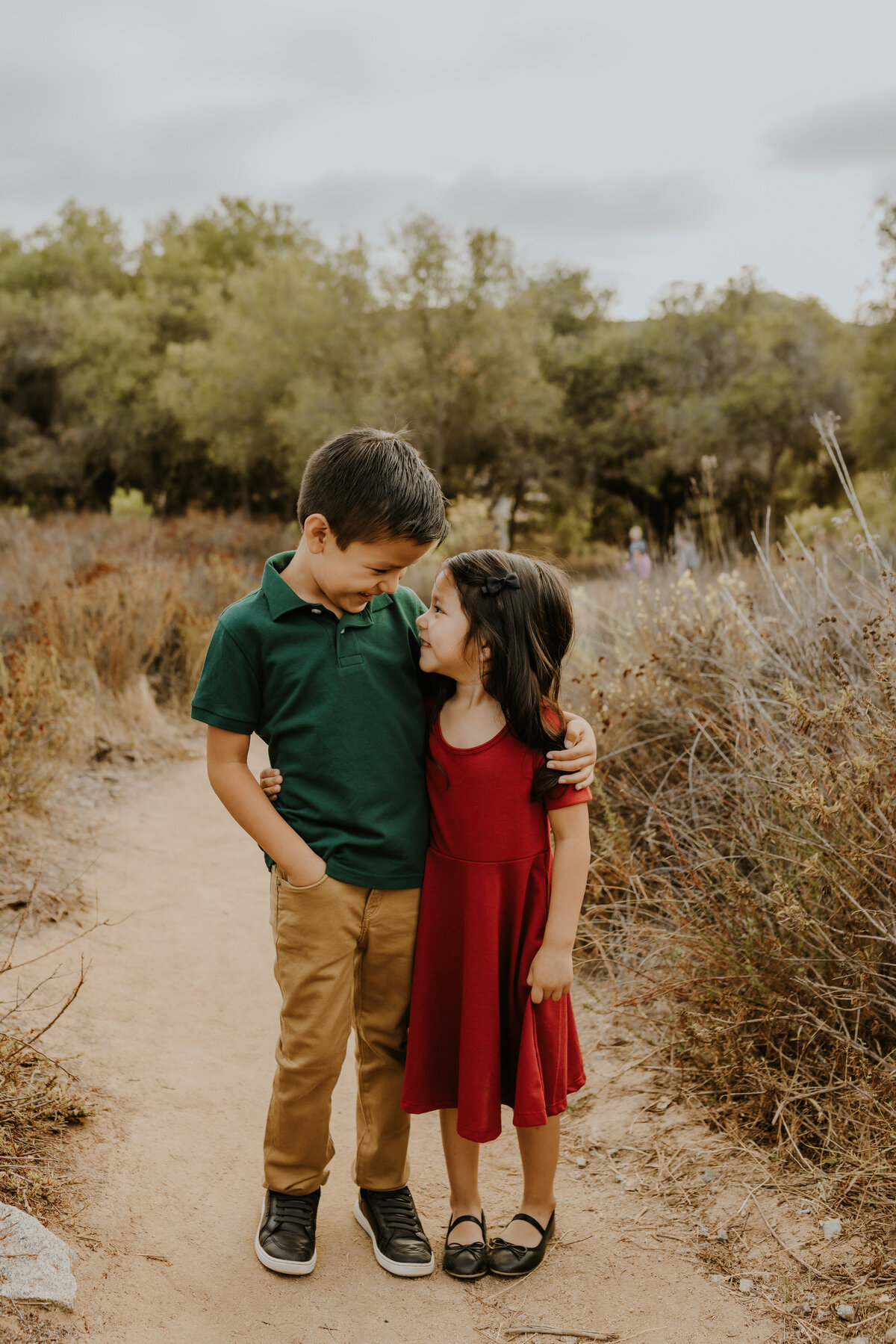 Kids in family photograph from photoshoot Temecula, California Wedding and lifestyle photographer Yescphotography