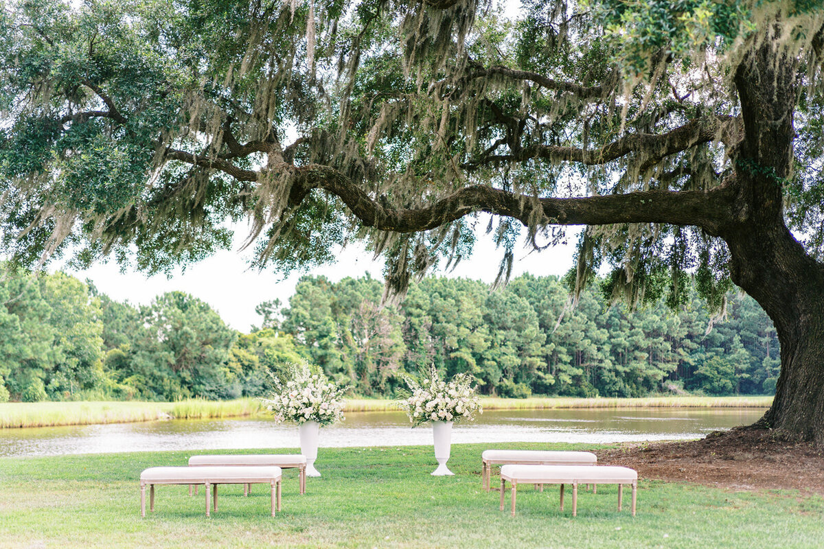 Charleston Elopement Packages | Intimate and Romantic Elopements with Styled Elopements ™ by Pure Luxe Bride.