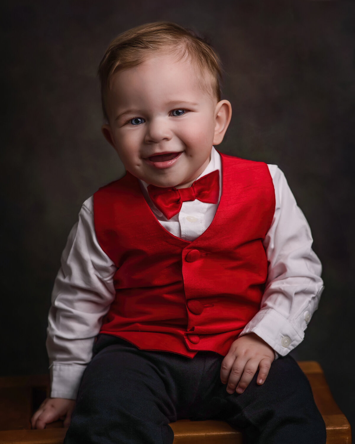 Baby-boy-Christmas-Portrait