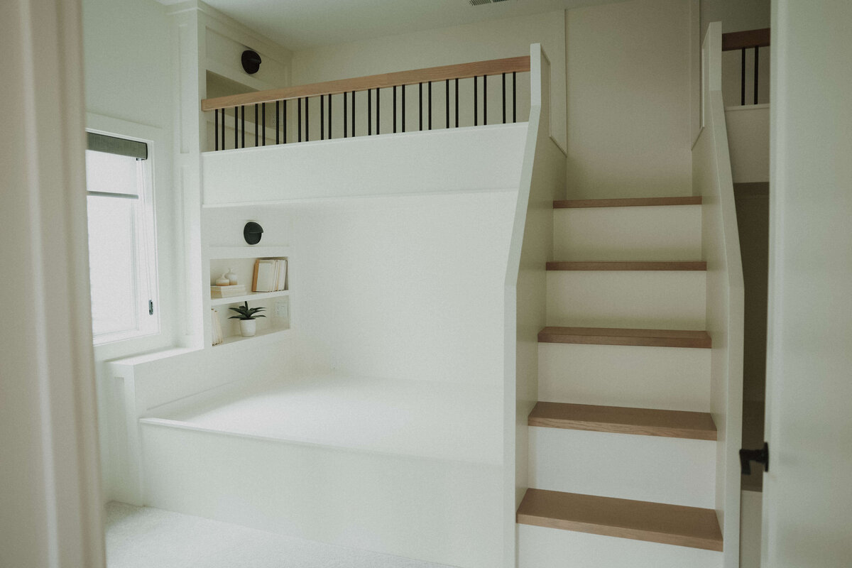 4108-Bedroom-Panora-Central-Iowa-Custom-Home-JRL-Builders-E23A9148