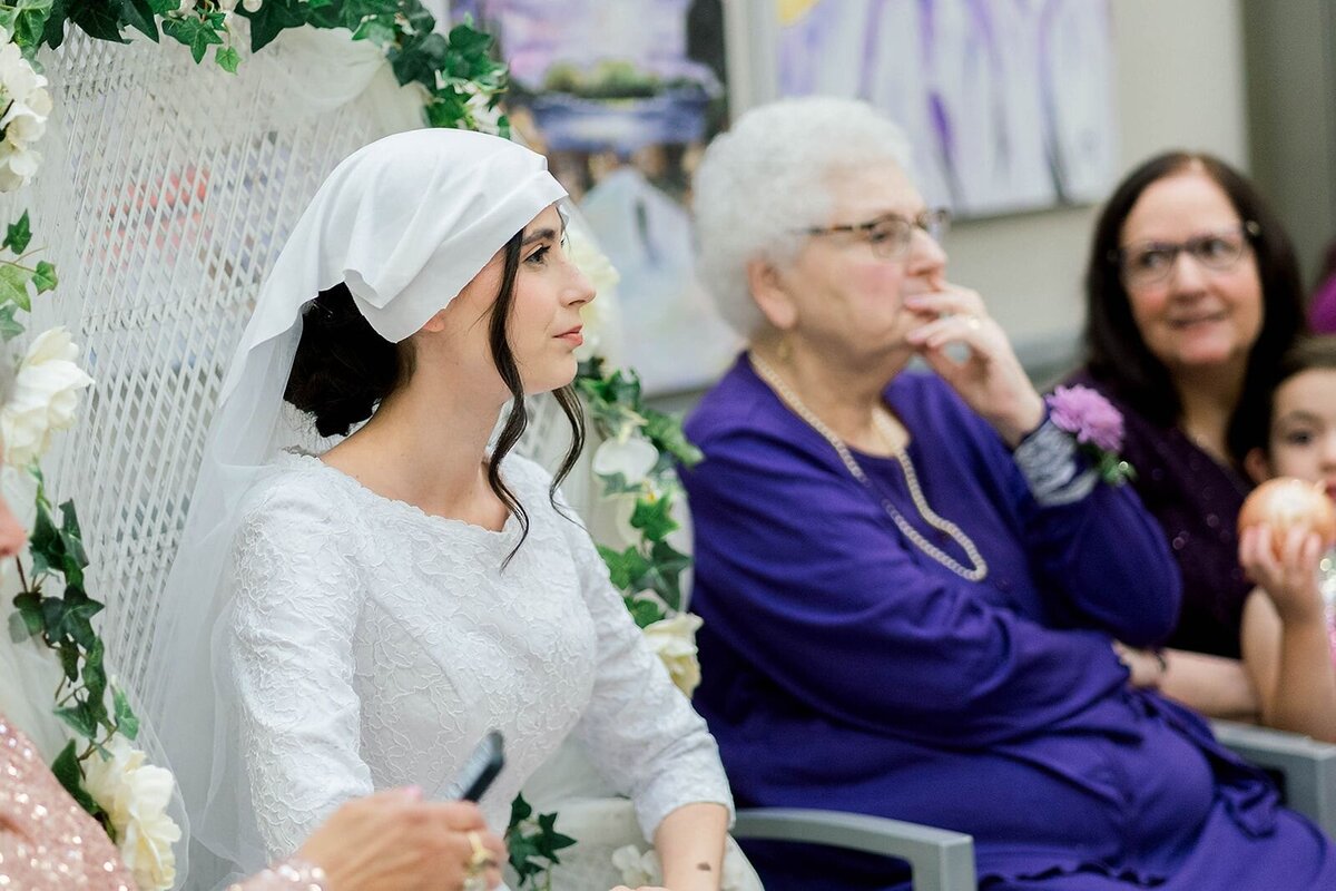 Eliana-Melmed-Photography-Chicago-LosAngeles-Jewish-WeddingPhotographer-CarmiKalman-KabbalatPanim-00073