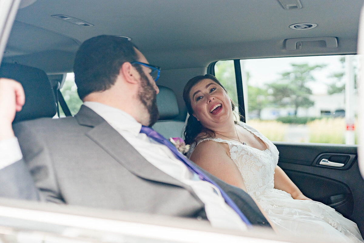 Eliana-Melmed-Photography-Chicago-LosAngeles-Jewish-WeddingPhotography-ElianaSklar-FirstLook-00196
