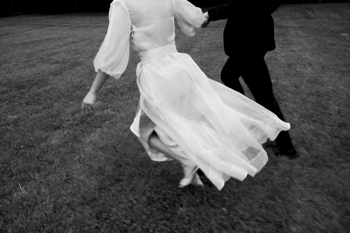 Upstate New York Wedding in Woodstock NYC Photographer Glasco House Kamparett-51