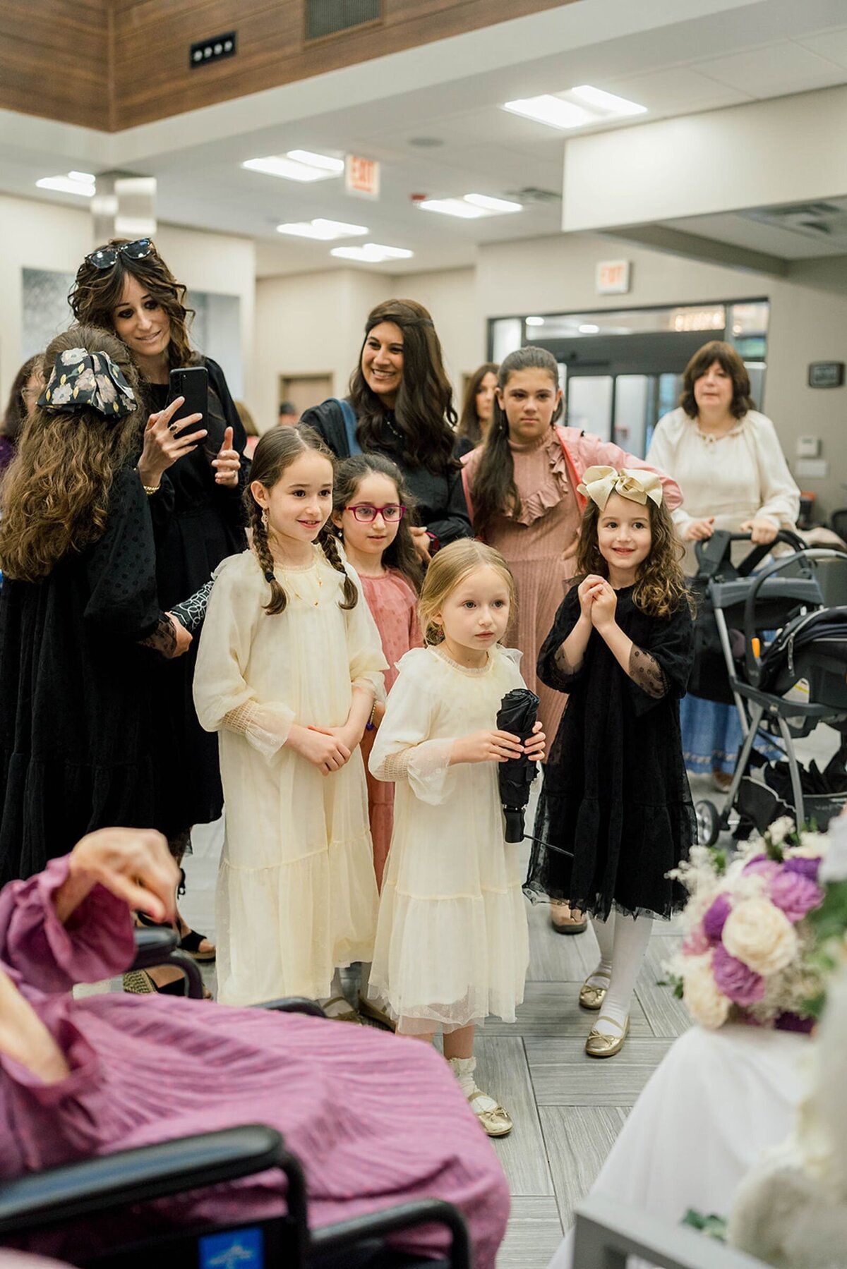 Eliana-Melmed-Photography-Chicago-LosAngeles-Jewish-WeddingPhotographer-CarmiKalman-SneakPeeks-00049