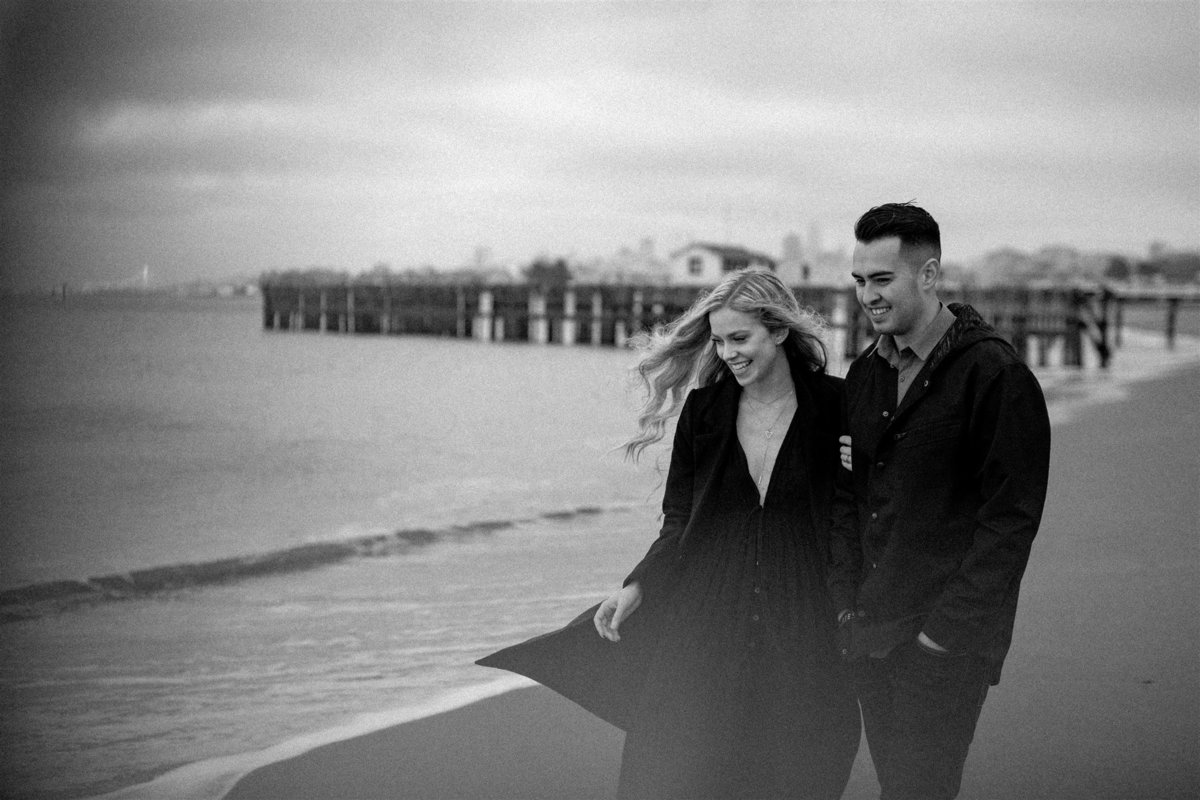Brizzy-Rose-and-Emma-Crissy-Fields-Beach-San-Francisco-Couples-Session-1